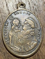 MÉDAILLE RELIGIEUSE SAINT