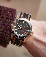Hamilton Khaki Navy Scuba GMT automatique 43 mm bronze
