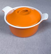 Mini cocotte Plat avec couvercle en fonte émaillée Orange Le Creuset