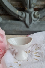 ANCIEN RINCE OEIL SUR PIED EN PORCELAINE