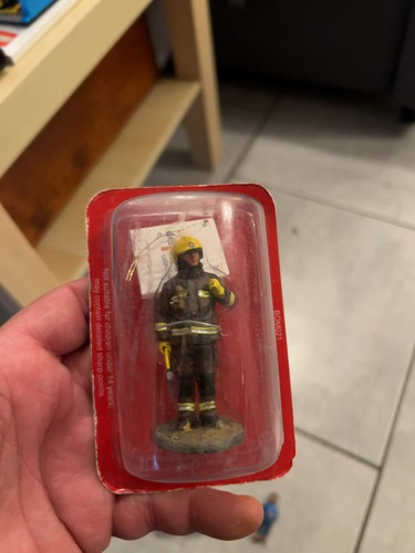 Figurine sapeur pompier - figurine, sous