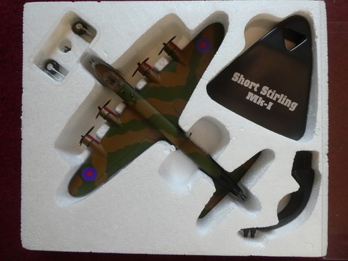 Maquette avion metal - .,