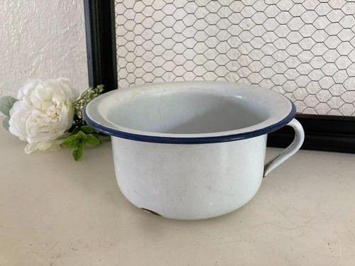 Ancien pot de chambre - pot,