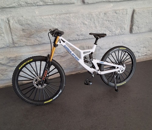 Vélo vtt miniature échelle - vtt,