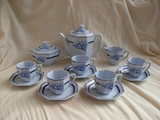 SARREGUEMINES,AUBEPINE,SERVICE A CAFE EN FAIENCE,8 PIECES,EPOQUE  XX.