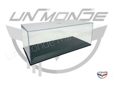 Boite vitrine pour véhicule