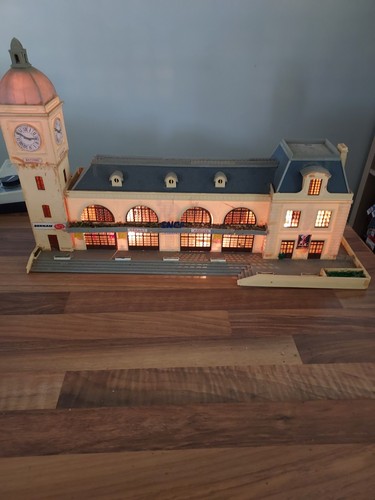 Jouef grand gare avec
