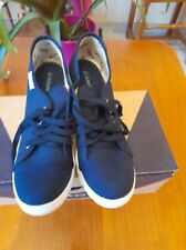 Paire de Chaussure à Talon en Tissus VICTORIA P 38