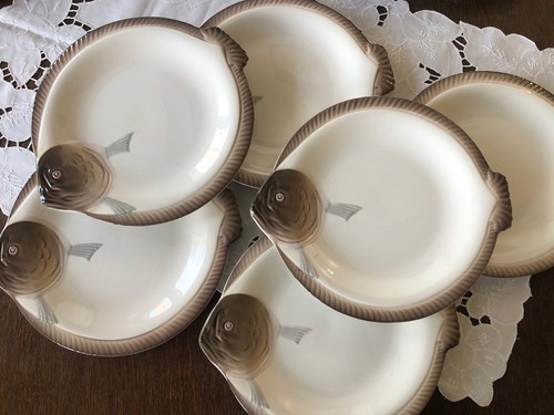 Anciennes assiettes forme - anciennes,