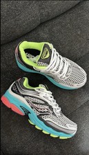 Saucony Omni 9 – Silver Mutant ? Taille 43 – Running / Collector