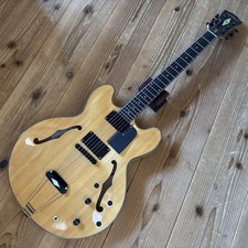 Rare guitare Seventy Seven Exrubato Jazz Hollowbody - ébène, micro Kent,...