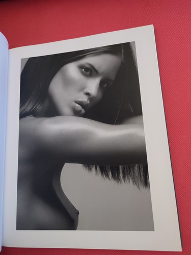 Naked beauty sylvie - naked, blum