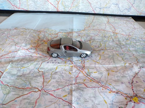Opel tigra grise schuco 43 - opel,