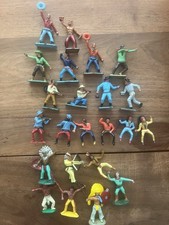 STARLUX : Lot Cow-boys Indiens et Autres Figurines Sans Marque 
