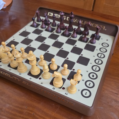 Chess challenger jeux - chess,