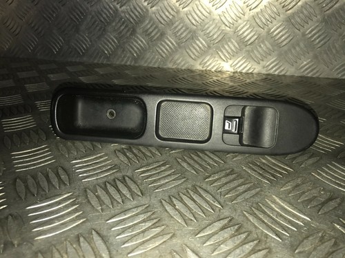 Bouton commande lève vitre