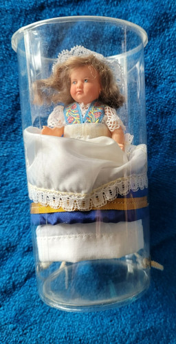 Vintage poupee folklorique - vintage,
