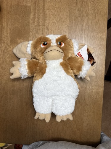 Toy factory gremlins gizmo - gremlins,