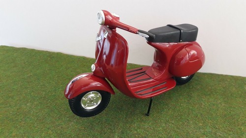 Scooter vespa rouge bordeaux - vespa,