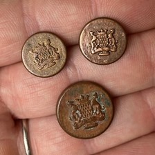 lot de 3 boutons anciens armoiries blason bretagne cuivre et laiton