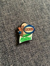 Pin's supermarché Cora -