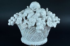 Ancienne Corbeille de Fruits