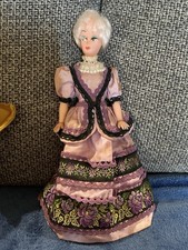 Poupée Sur Socle Style Barbie Cheveux Blancs 