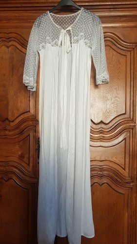 Déshabillé blanc femme