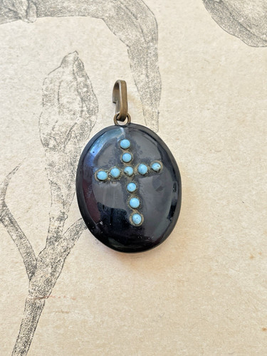 Ancien pendentif verre noir - ancien,