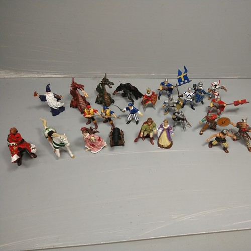 Vintage papo action figures - vintage,
