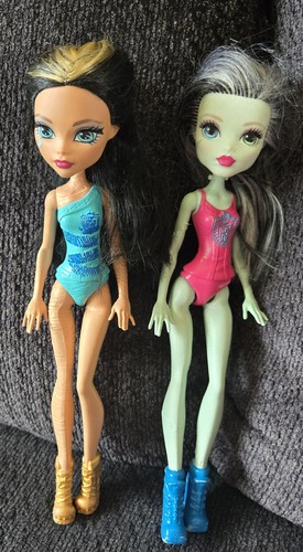 Monster high dolls - monster,
