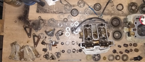 Lot pièce yamaha 350tt - de,