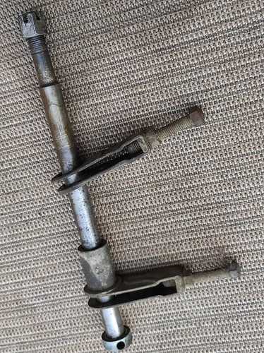 Broche roue arrière - de, pour