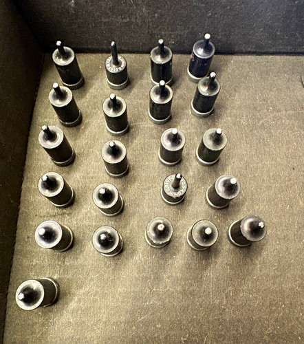 Magnetic pcb supports for - supports,