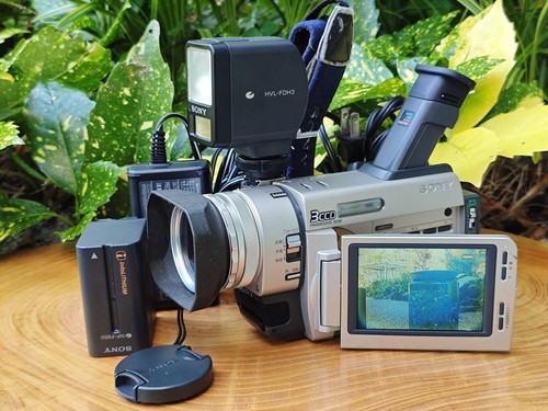 1084981 sony dcr - dcr-trv900, minidv