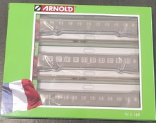 ARNOLD ECHELLE N COFFRET VOITURES VOYAGEURS DEV A0 VERTE SNCF HN 4385