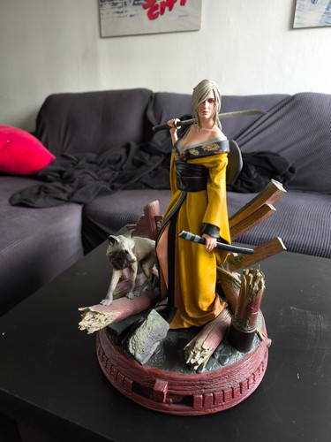 Ciri the kitsune figure - the,
