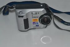 Sony FD Mavica MVC-FD200 Appareil Photo Numérique 2,0 Méga Pixels (Mal50)
