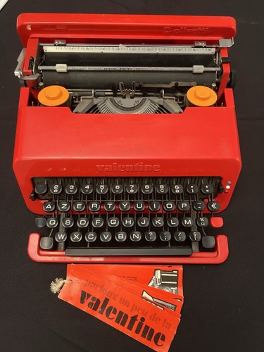 Olivetti valentine typewriter - valentine,