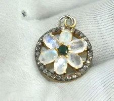 Pendentif breloque émeraude
