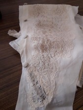 Lot de dentelles anciennes en