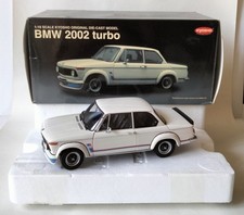 Kyosho 1/18 BMW 2002 TURBO White No 08542W with box