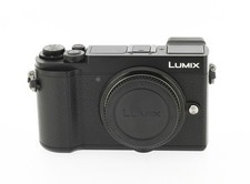 Panasonic Lumix DC-GX9 (boîtier nu) numéro WG9AA001167