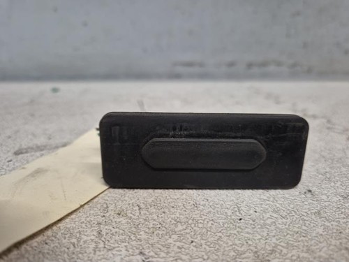 Bouton coffre renault - de,