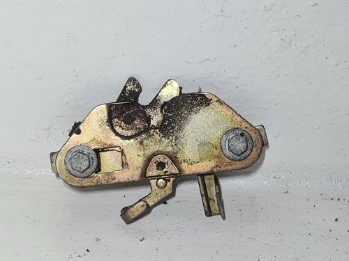 Système attache capot - , moteur