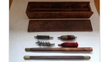 Necessaire nettoyage de - necessaire,