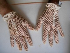 Gants anciens au crochet en coton écru taille 7 - 8