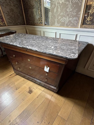 Commode tiroirs dessus - 4,