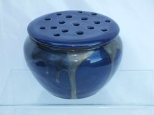 + Vase Pique Fleur en Grès signé Léon Pointu +