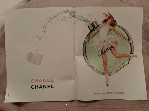 Publicité papier parfum - publicité,